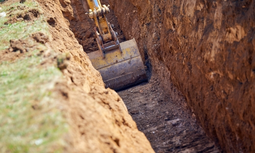 Protect Your Workers with Hydraulic Trench Shoring Systems